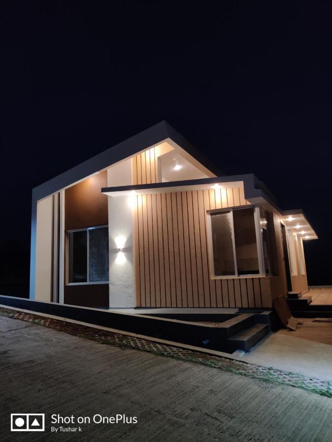 Royal Meadows Igatpuri 2Bhk Poolside Villa Buitenkant foto