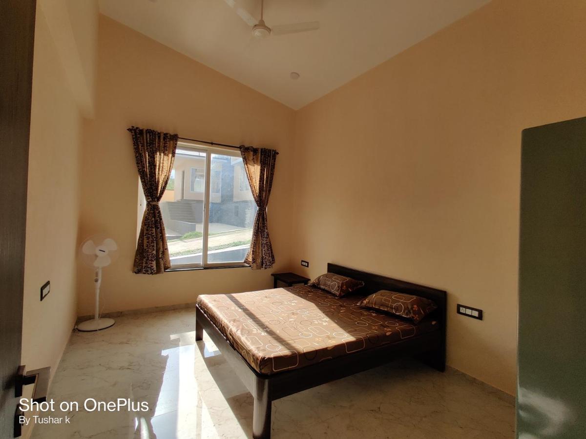 Royal Meadows Igatpuri 2Bhk Poolside Villa Buitenkant foto