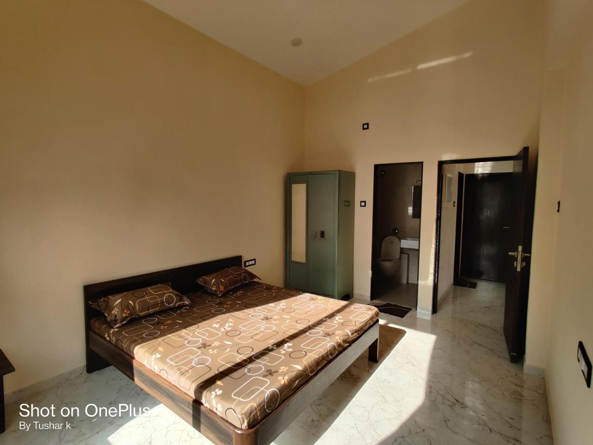Royal Meadows Igatpuri 2Bhk Poolside Villa Buitenkant foto