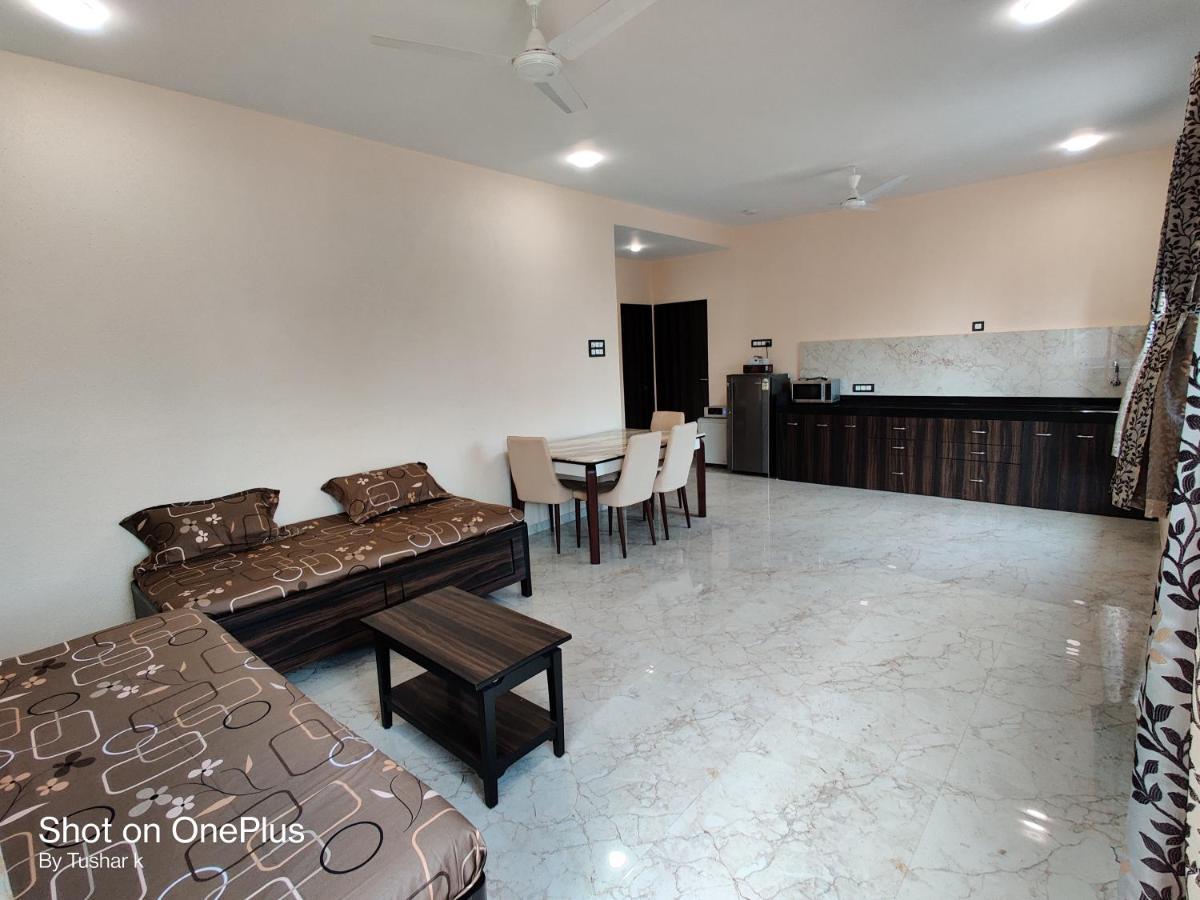 Royal Meadows Igatpuri 2Bhk Poolside Villa Buitenkant foto