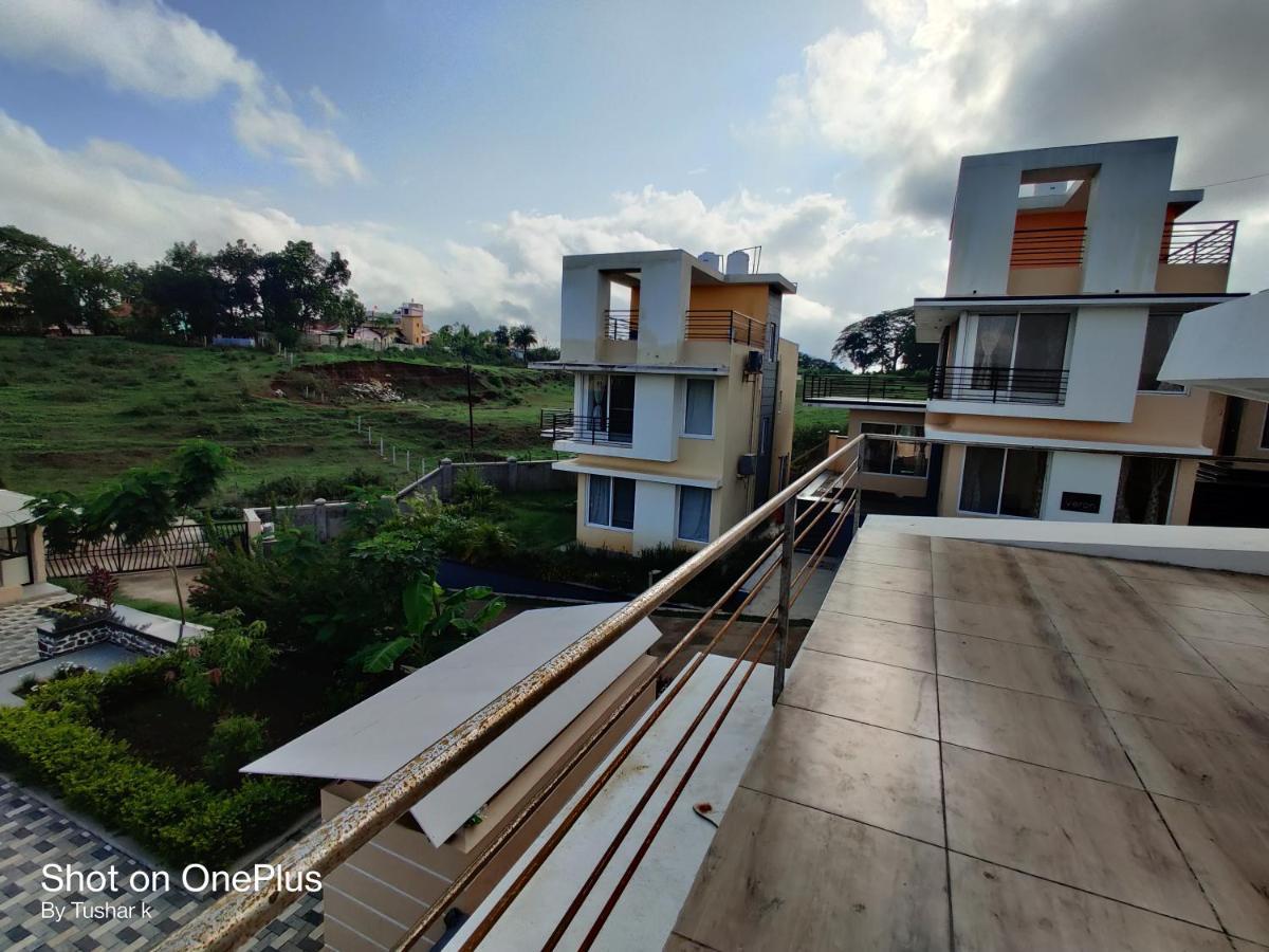 Royal Meadows Igatpuri 2Bhk Poolside Villa Buitenkant foto