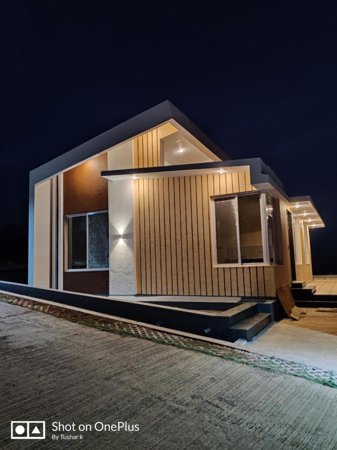 Royal Meadows Igatpuri 2Bhk Poolside Villa Buitenkant foto